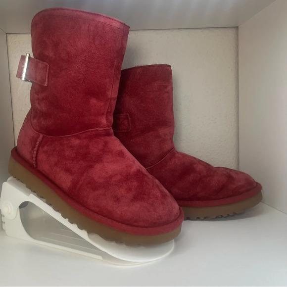 UGG Remora Buckle Boots Size 5 - Picture 1 of 7